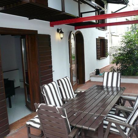 Oasi Holiday Home Toscolano Maderno Room photo