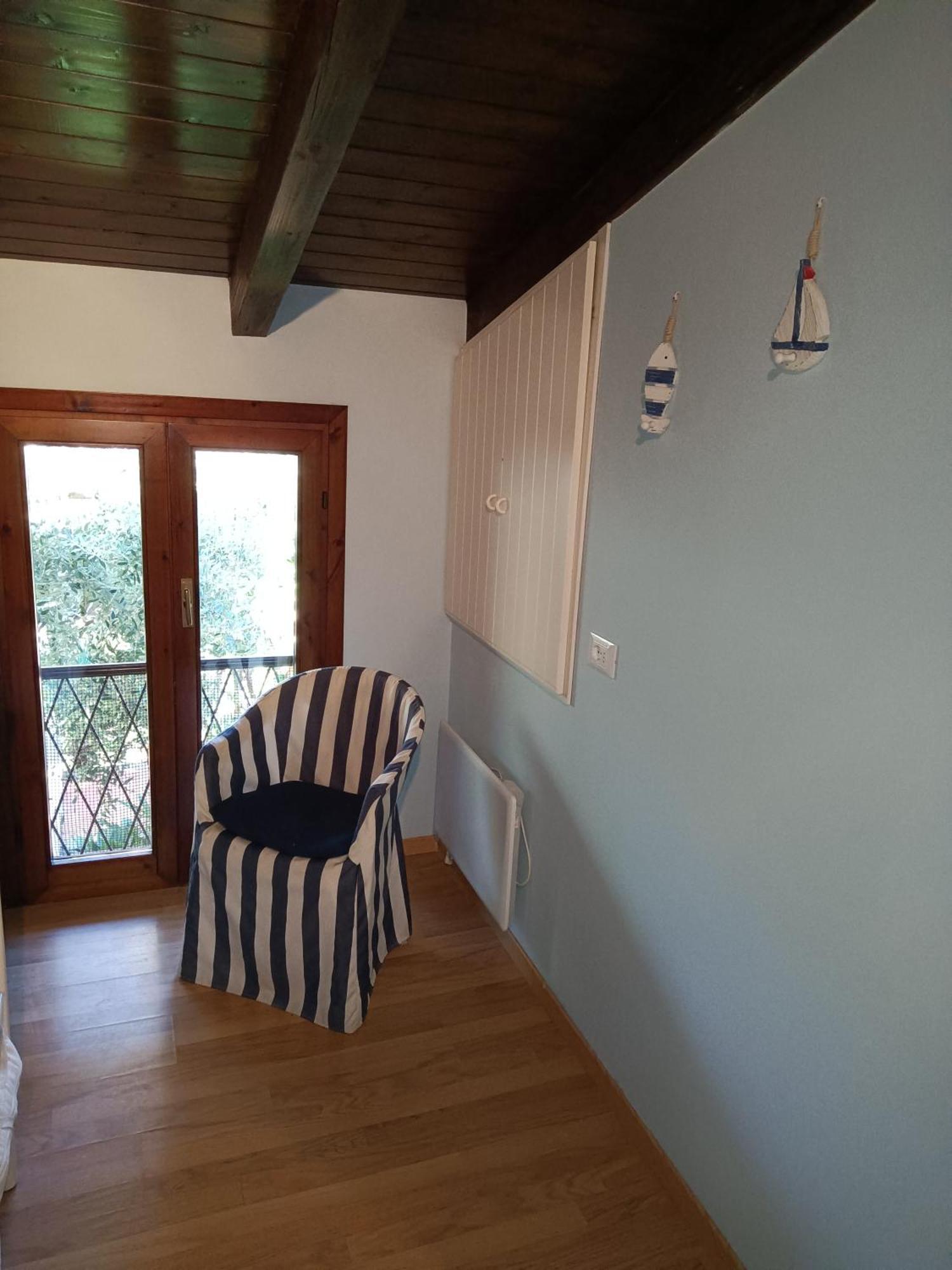 Oasi Holiday Home Toscolano Maderno Room photo