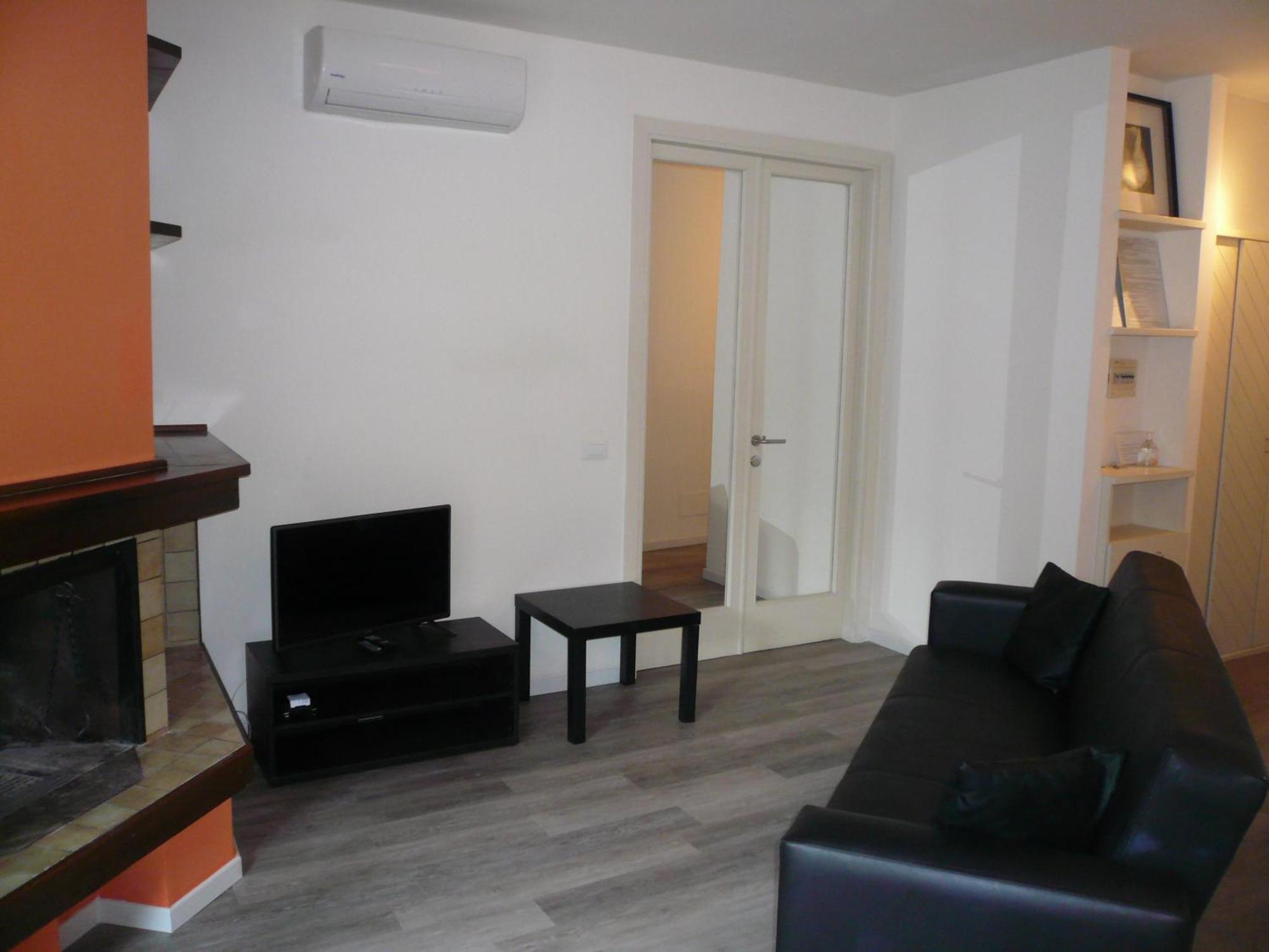 Oasi Holiday Home Toscolano Maderno Room photo