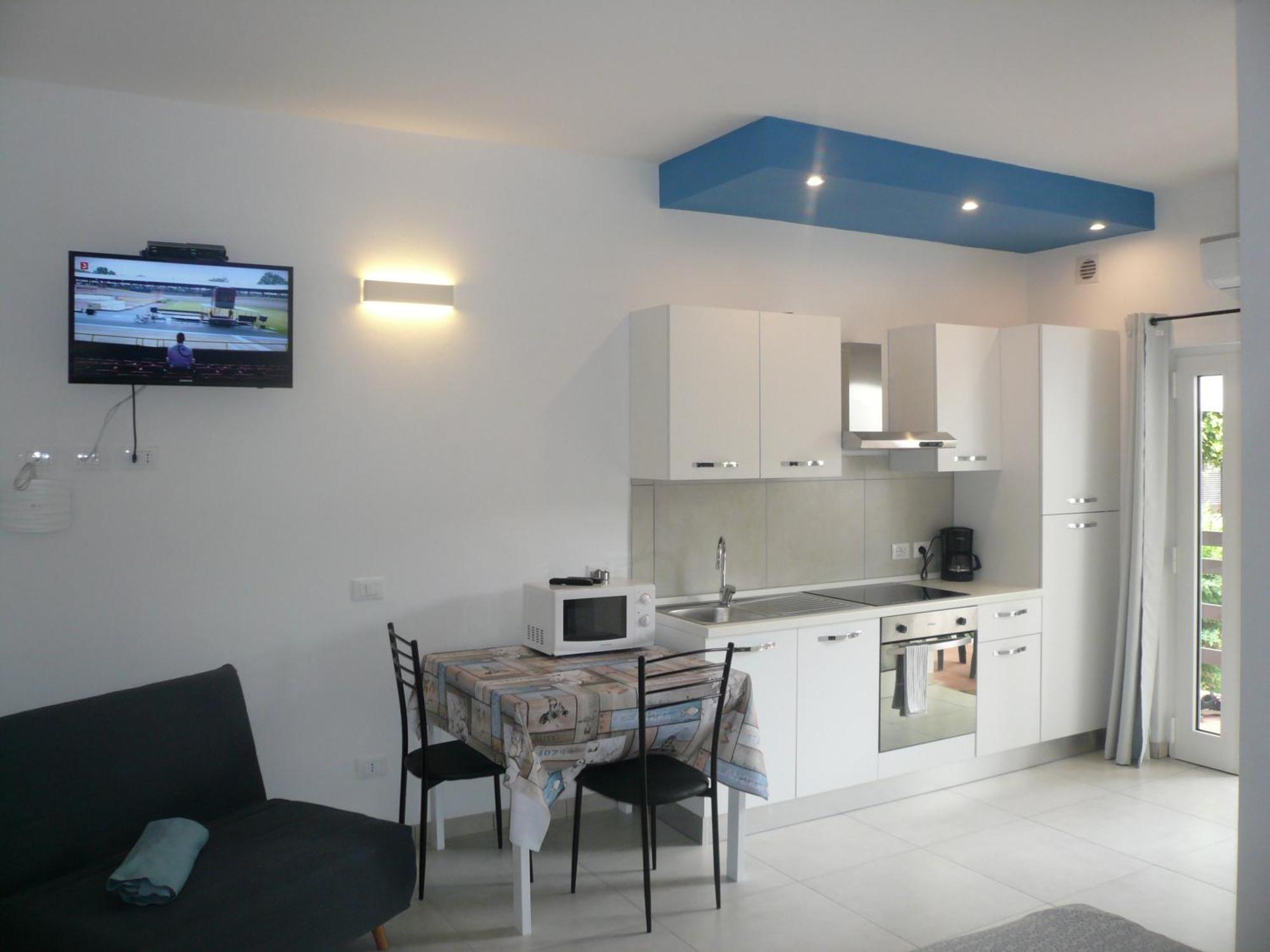 Oasi Holiday Home Toscolano Maderno Room photo