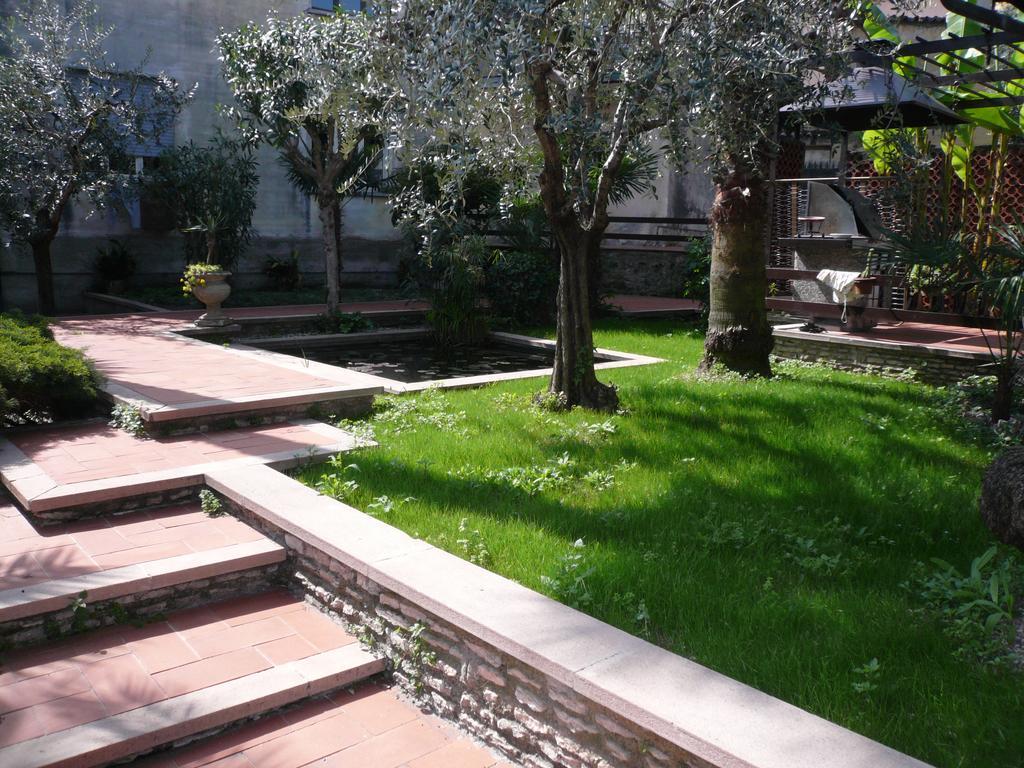Oasi Holiday Home Toscolano Maderno Exterior photo